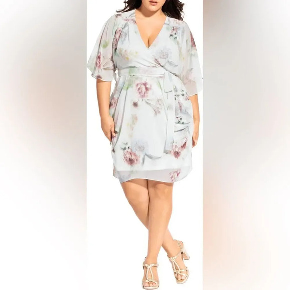 CITY CHIC NWOT Daydream Floral Wrap Dress‎ - Picture 1 of 13